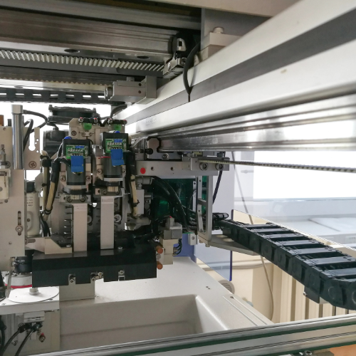 pick and place machine manufacturers in Bangalore